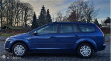 Ford Focus Wagon - 1.6-16V Futura, Cruise, Airco, Trekhaak