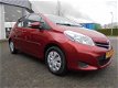 Toyota Yaris - 1.3 VVT-i Now Airco, Hoge zit, 1ste eigenaar & dealer onderhouden - 1 - Thumbnail