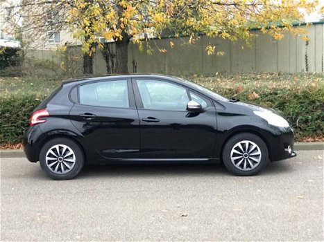 Peugeot 208 - 1.2 VTi Urban Soul - 1