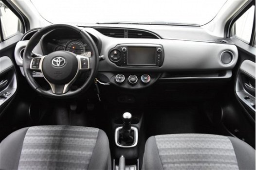 Toyota Yaris - 1.0 VVT-I Aspiration 5-drs [ Airco Achteruitrijcamera ] - 1