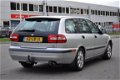 Volvo V40 - 2.0 Europa Elegance AUTOMAAT AIRCO/CRUISE/STOELVERWARMING - 1 - Thumbnail