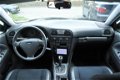 Volvo V40 - 2.0 Europa Elegance AUTOMAAT AIRCO/CRUISE/STOELVERWARMING - 1 - Thumbnail