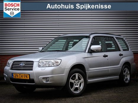 Subaru Forester - 2.0 X Comfort Pack + Airco / Trekhaak / Clima - 1