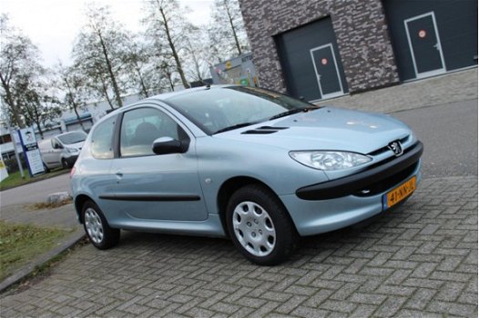 Peugeot 206 - 1.4 X-line Huurkoop Inruil Garantie Service Apk - 1