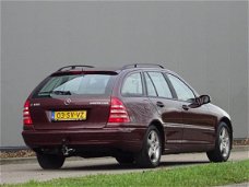 Mercedes-Benz C-klasse Combi - 180 Kompressor Navi Leer NL-Auto Dealer-Oh