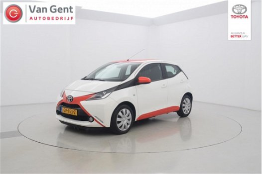 Toyota Aygo - 1.0 VVT-i x-Nav 5drs - 1