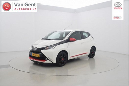 Toyota Aygo - 1.0 VVT-i x-play Red Edition 5drs - 1