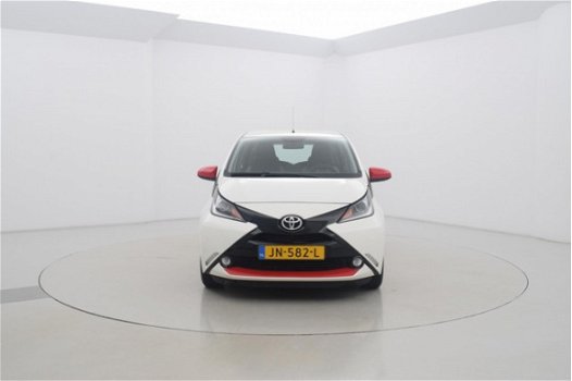 Toyota Aygo - 1.0 VVT-i x-play Red Edition 5drs - 1