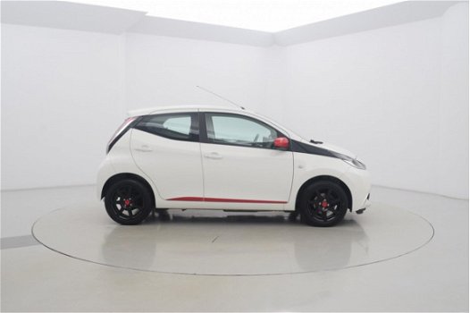 Toyota Aygo - 1.0 VVT-i x-play Red Edition 5drs - 1