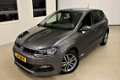 Volkswagen Polo - 1.2 TSI 90pk R-Line Automaat - ECC 100% (Dealer) onderhouden label - 1 - Thumbnail