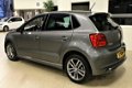 Volkswagen Polo - 1.2 TSI 90pk R-Line Automaat - ECC 100% (Dealer) onderhouden label - 1 - Thumbnail