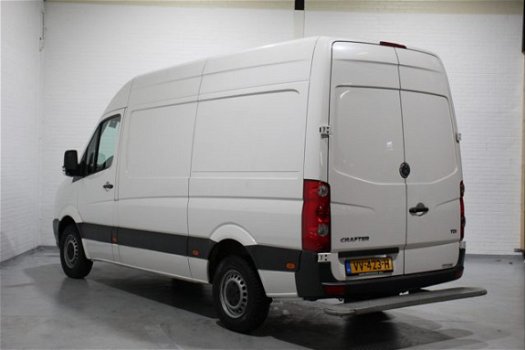 Volkswagen Crafter - 2.0 TDI 140 pk L2H2 Airco, Radio/CD, Opstap achter, Bijrijdersstoel, APK tot 12 - 1