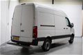 Volkswagen Crafter - 2.0 TDI 140 pk L2H2 Airco, Radio/CD, Opstap achter, Bijrijdersstoel, APK tot 12 - 1 - Thumbnail