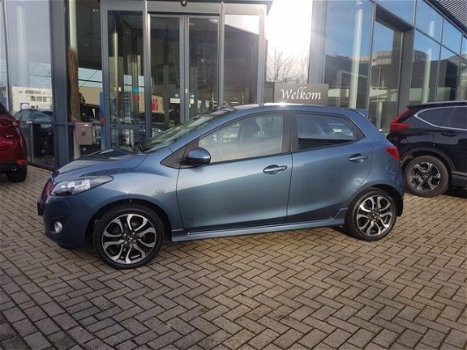 Mazda 2 - 2 1.5 102pk 5D GT-M Unieke auto in een zeer nette staat - 1