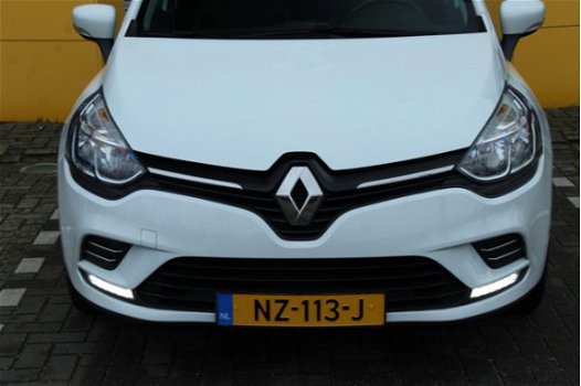 Renault Clio - TCe 90 Zen / NAVI / CRUISE / AIRCO / LMV 16'' / USB / BLUETOOTH / 41.000KM - 1