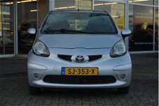 Toyota Aygo - 1.0 12V VVT-I 5DRS