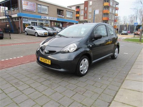 Toyota Aygo - 1.0 12V VVT-I AIRCO - 1