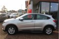 Honda HR-V - 1.5 i-VTEC 130pk Elegance Trekhaak Pdc Treeplanken - 1 - Thumbnail