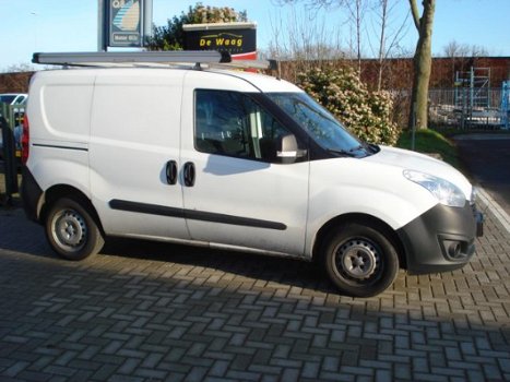 Opel Combo - 1.3D 66KW AIRCO - 1