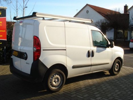 Opel Combo - 1.3D 66KW AIRCO - 1