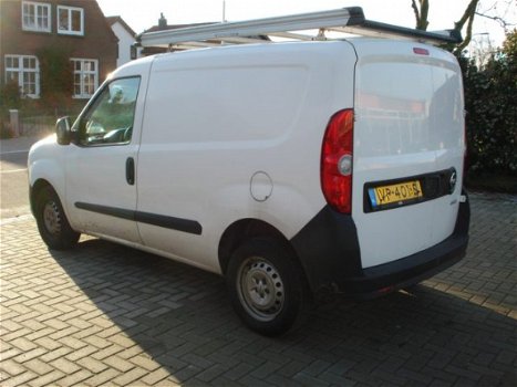 Opel Combo - 1.3D 66KW AIRCO - 1