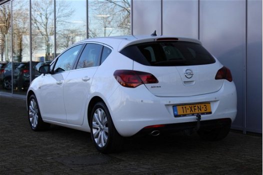 Opel Astra - 1.4 TURBO COSMO | RIJKLAARPRIJS | Navi / Tel / 17inch - 1