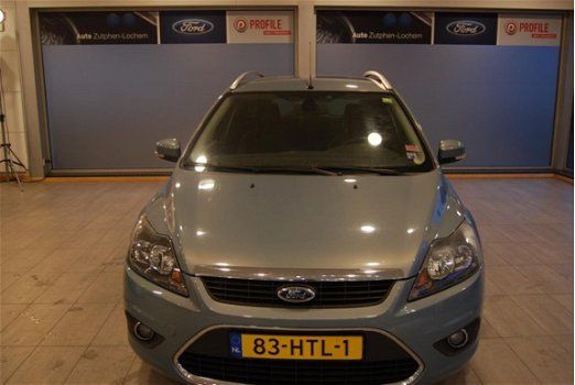 Ford Focus - 1.6i 100PK TITANIUM WGN TREKHAAK NAVI DEALER OND - 1