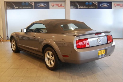 Ford Mustang - Cabrio 4.0 V6 214PK AUTOMAAT - 1