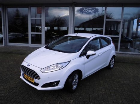 Ford Fiesta - 100pk EcoBoost Titanium-winterpack 100pk-32.000km - 1