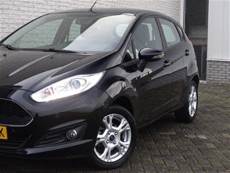 Ford Fiesta - STYLE ULT. 80PK 5DRS NAVI/CRUISE/LMV/PDC - 1