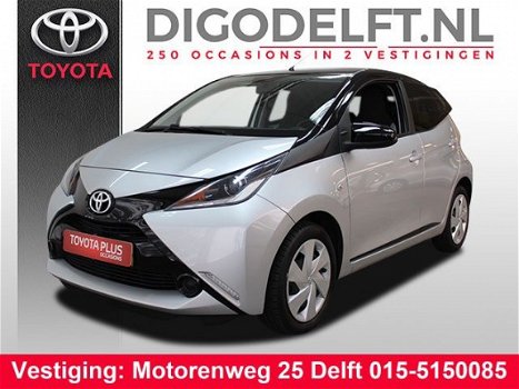 Toyota Aygo - 1.0 VVT-XPLAY BI-TONE Camera.1e Eig - 1