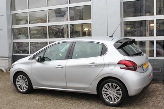 Peugeot 208 - 1.6 BlueHDI 100PK ALLURE 5D|NAVI|PARK SENSOREN|DEALER ONDERHOUDEN - 1