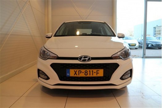 Hyundai i20 - 1.0 T-GDI Blue 100PK Comfort | WEINIG KILOMETERS | NAVIGATIE | CLIMATE CONTROL | CAMER - 1