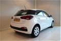 Hyundai i20 - 1.0 T-GDI Blue 100PK Comfort | WEINIG KILOMETERS | NAVIGATIE | CLIMATE CONTROL | CAMER - 1 - Thumbnail