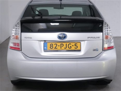 Toyota Prius - 1.8 Dynamic 17 inch velgen/Navigatie - 1