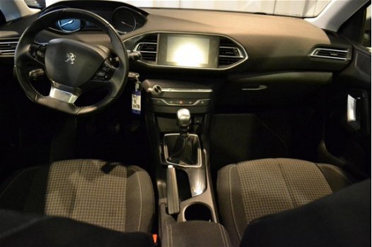 Peugeot 308 - ACTIVE 110pk Navigatie / Panoramadak / Cruise - 1