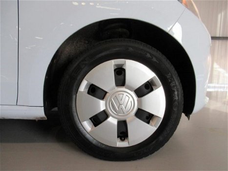 Volkswagen Up! - 1.0 take up 5DRS Airco/Centrale vergrendeling/Radio-cd - 1