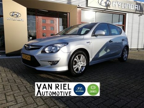 Hyundai i30 - 1.4i i-Drive Cool - 1