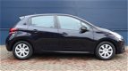 Peugeot 208 - 1.2 82 pk Blue Lion / Navigatie / DAB Radio / Cruise Control / - 1 - Thumbnail