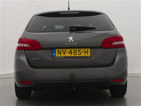 Peugeot 308 SW - 1.2 110pk Style | Navigatie | Panoramadak | Donker getint glas | Trekhaak | 16