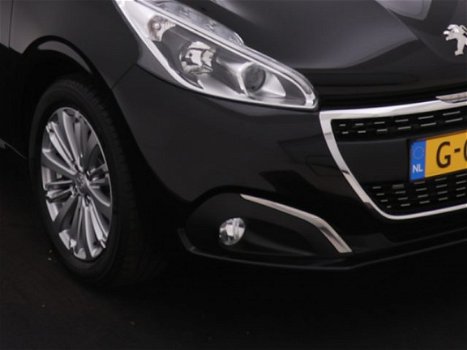 Peugeot 208 - 1.2 5drs PureTech Allure *NAVIGATIE*LMV*CRUISECONTROL*13.448km* | NEFKENS DEAL | - 1