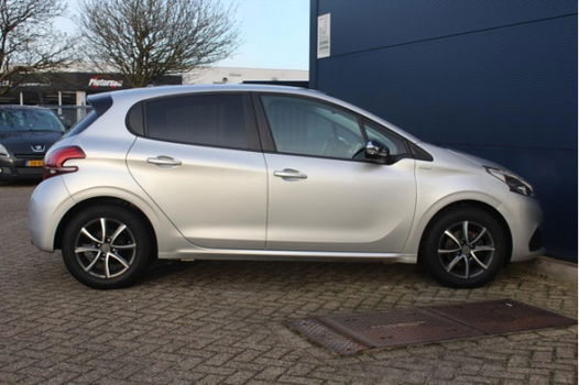 Peugeot 208 - 1.2 Puretech 82pk 5D Urban Soul NAVI l CRUISE l LMV - 1