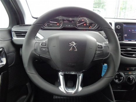 Peugeot 208 - SIGNATURE 82PK | NAVI | AIRCO | CRUISE | APPLE CARPLAY | - 1
