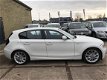 BMW 1-serie - 118i High Executive Bj.2011 / M-pakket / automaat / schuifdak - 1 - Thumbnail