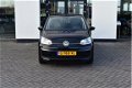 Volkswagen Up! - 1.0 BMT move up Automaat, airco, multifunctioneel lederen stuurwiel, bluetooth cark - 1 - Thumbnail