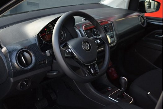 Volkswagen Up! - 1.0 BMT move up Automaat, airco, multifunctioneel lederen stuurwiel, bluetooth cark - 1
