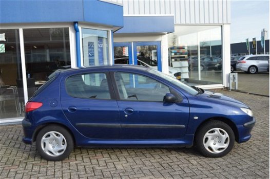 Peugeot 206 - 1.4 X-line | Radio | Nieuwe APK | - 1