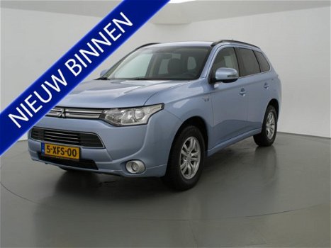 Mitsubishi Outlander - 2.0 PHEV *EXCL. BTW* + NAVIGATIE / CAMERA - 1