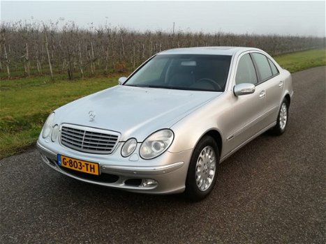 Mercedes-Benz E-klasse - 320 Elegance Automaat | Xenon | Leder | Cruise - 1