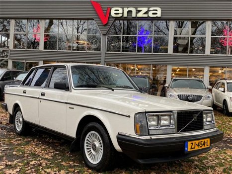 Volvo 240 - 2.3 GL Grand Luxe CONCOURSSTAAT - 1